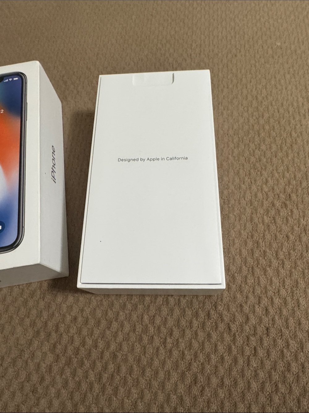 Apple iPhone X Black Front Display in Box - Picture 8 of 8